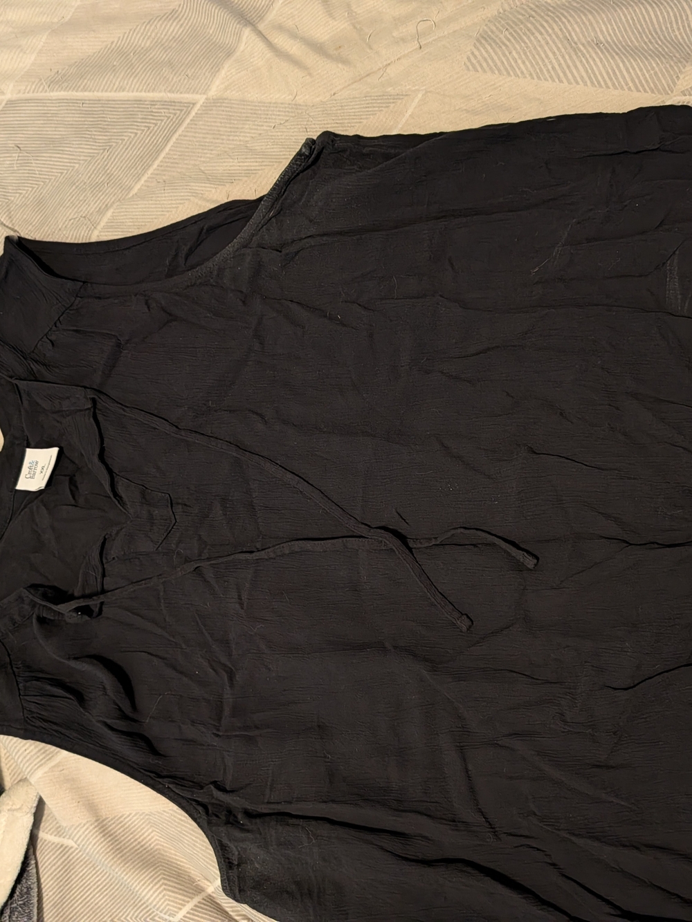 croft & barrow Black Sleeveless Tie-Neck Blouse